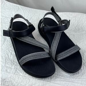 FitFlop Women 11 Black Fabric Strappy Waterproof Summer Vacation Sandal ES5-090A